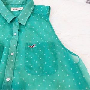 Hollister- Sleeveless mint with white polka dots